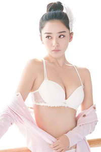 少妇人妻偷人精品无码视频新浪